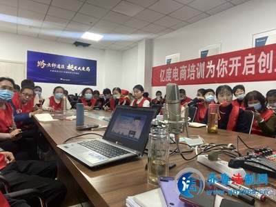 义工服务社会，爱心企业回报义工——月星岸传媒的公益实践