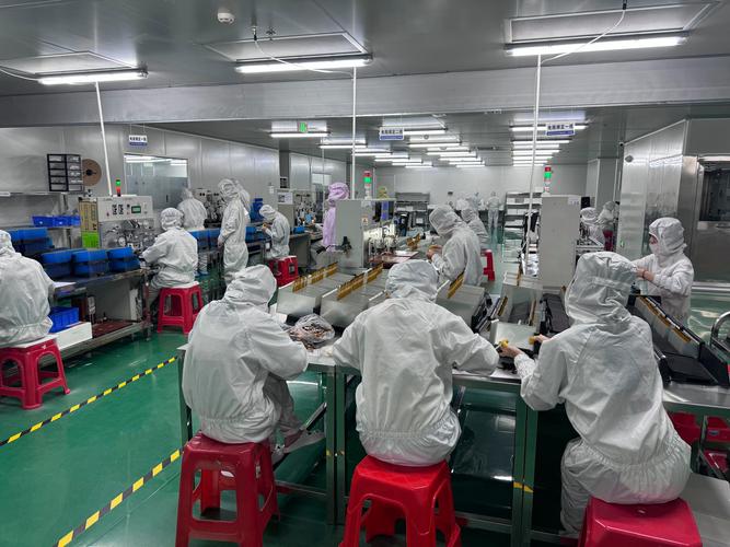 深拓光电与月星岸传媒 双轮驱动，智创未来
